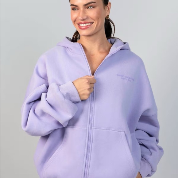 Comfrt Tops - COMFRT LAVENDER PASTEL ZIP HOODIE- NIB